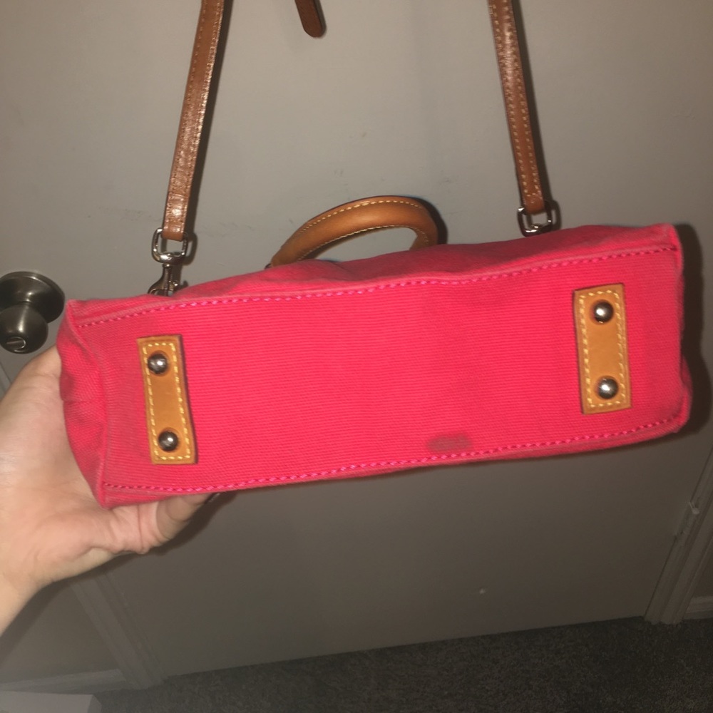sale Dooney and Bourke crossbody bag - Picture 5 of 6